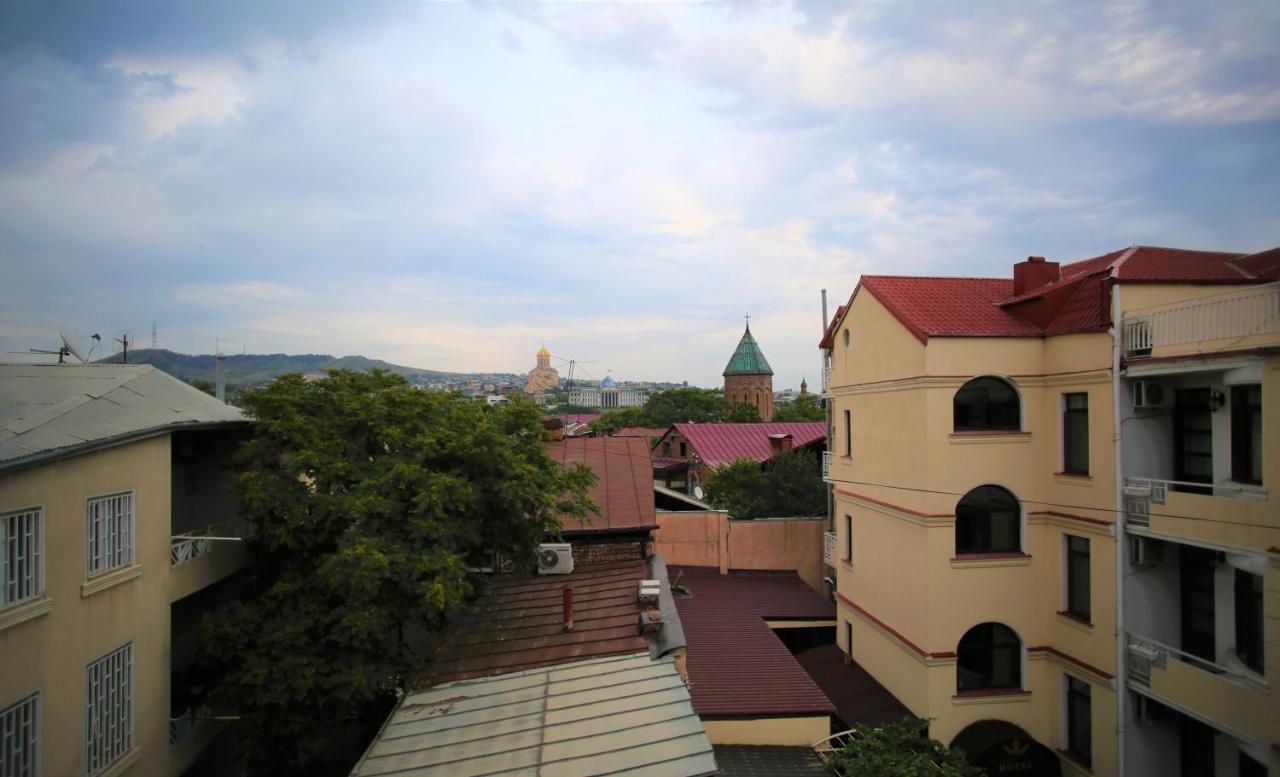 Love Home Apartment Tbilisi